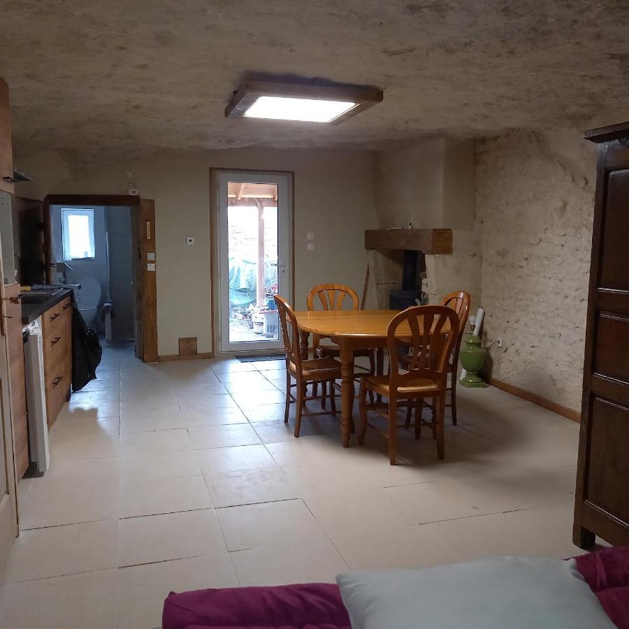 Gite-Civray-De-Touraine Troglo De Denise Dış mekan fotoğraf